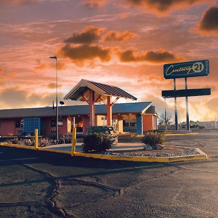 Century 21 Motel Las Cruces Kültér fotó