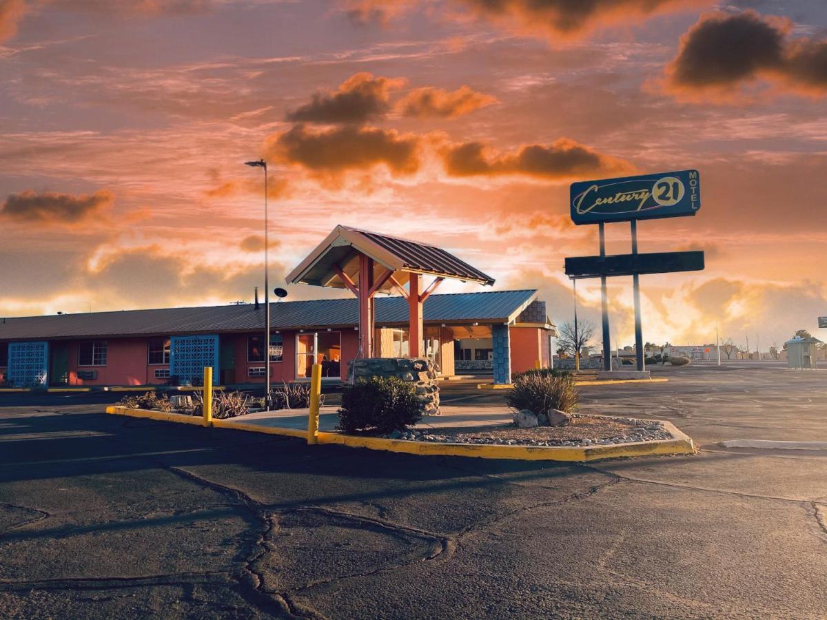 Century 21 Motel Las Cruces Kültér fotó