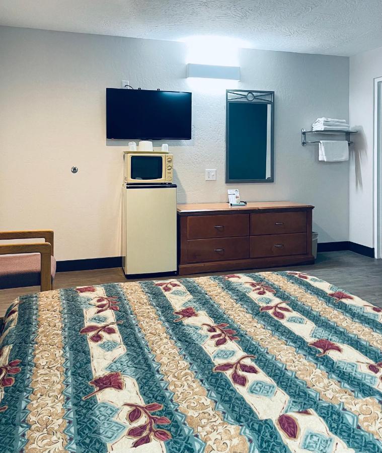 Century 21 Motel Las Cruces Kültér fotó
