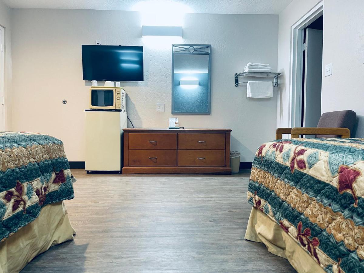 Century 21 Motel Las Cruces Kültér fotó