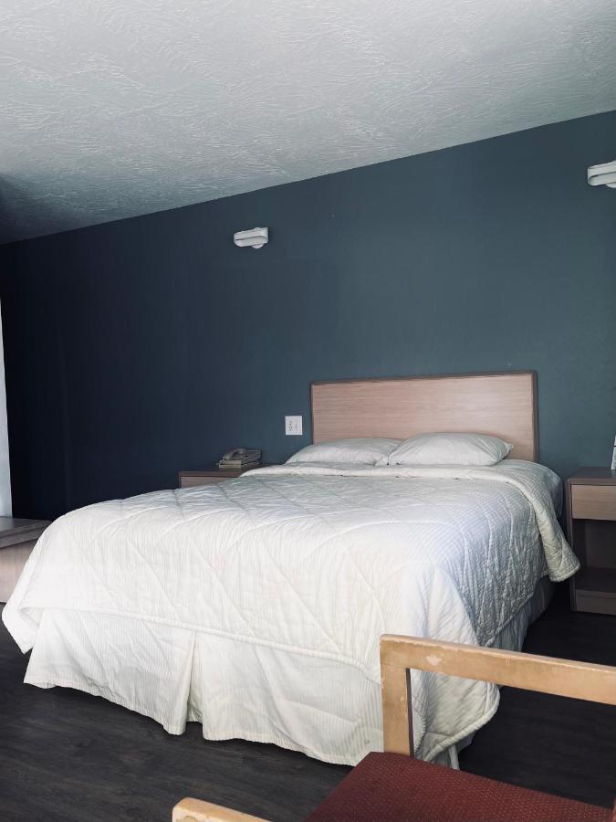 Century 21 Motel Las Cruces Kültér fotó
