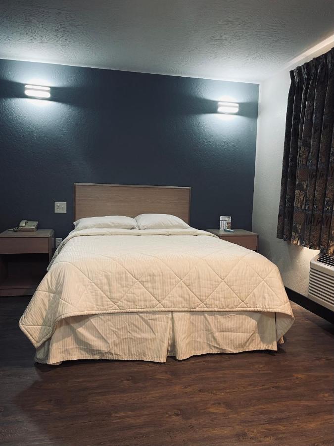 Century 21 Motel Las Cruces Kültér fotó