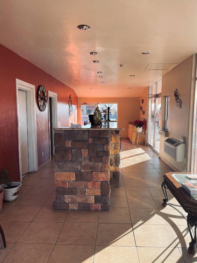 Century 21 Motel Las Cruces Kültér fotó